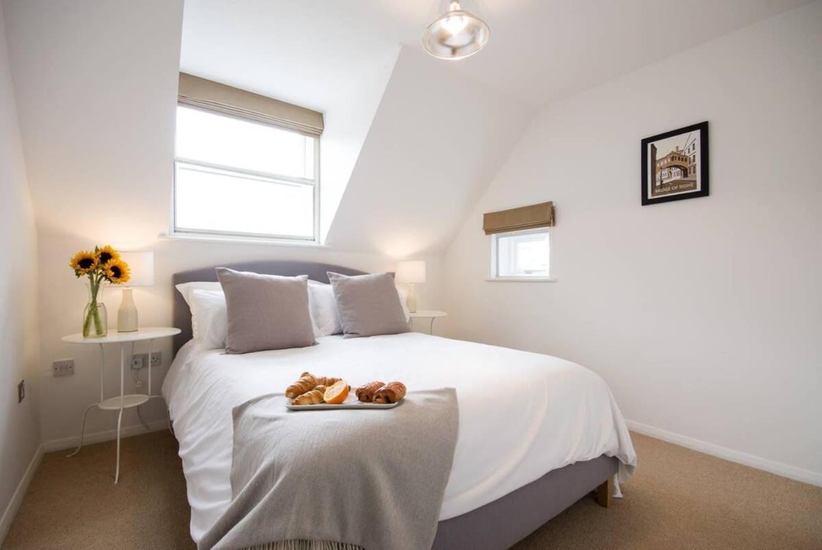 Modern In The Heart Of With Secure Underground Parking Apartamento